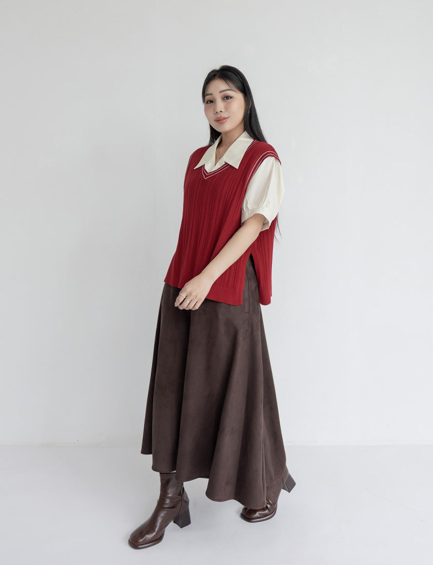 MISS. Korean Style Contrast V-Neck Plus Size Knit Vest
