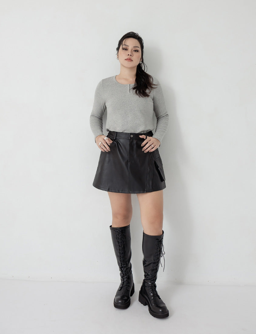 MUA! Crew Neck Button Front Slimming Ribbed Plus Size Long Sleeve Top