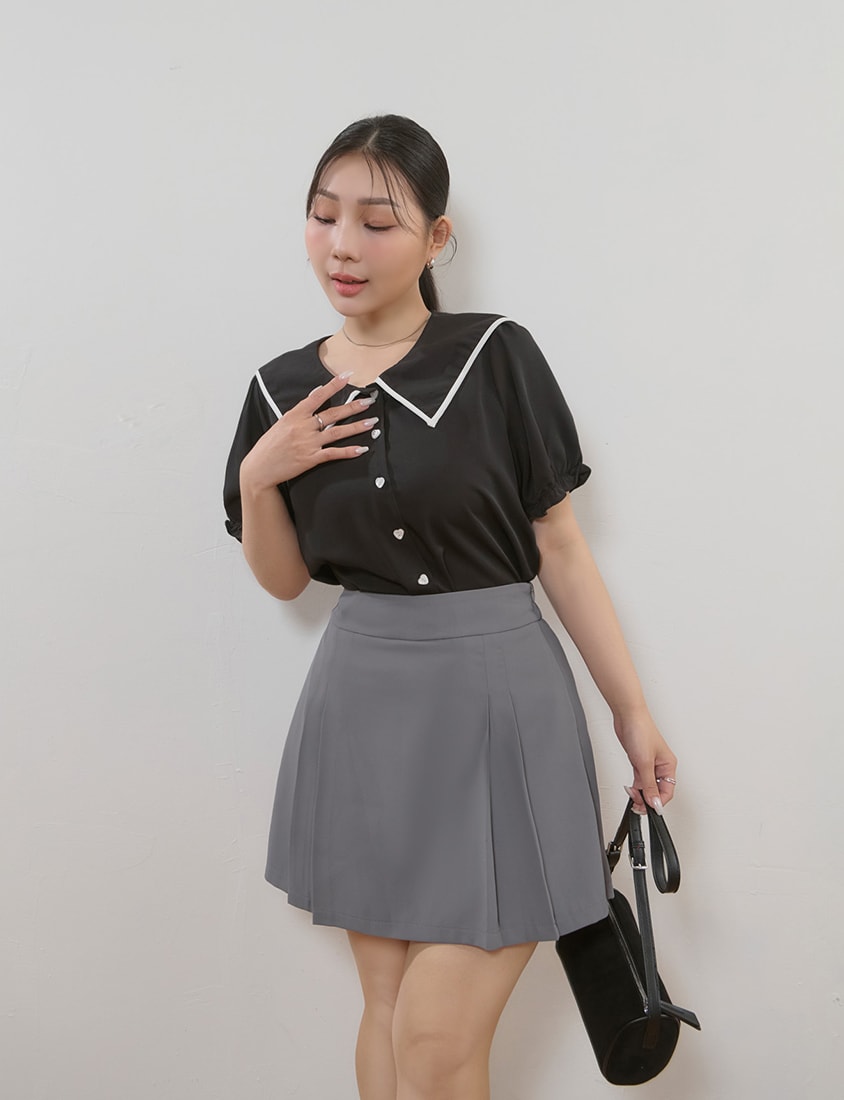 MISS. Contrast Doll Collar Heart Button Plus Size Shirt