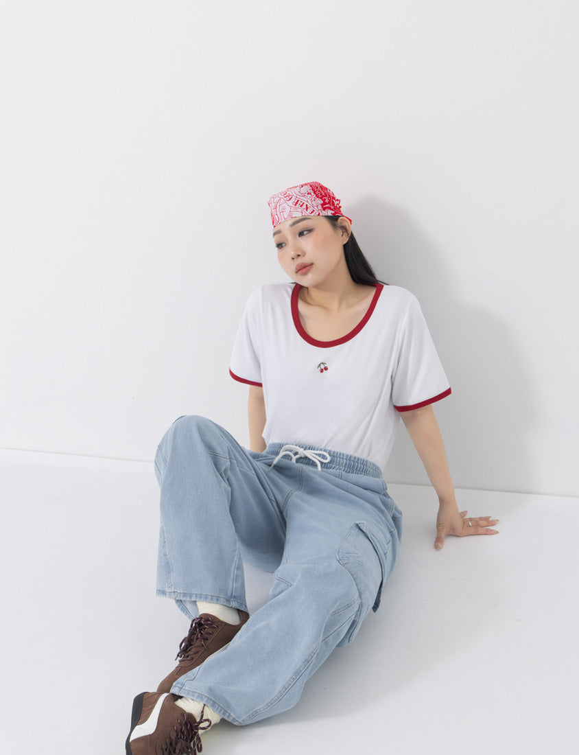Contrast Cherry Embroidery Crewneck Plus Size Tee