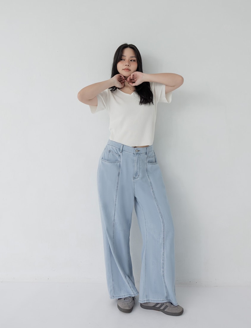 Tence Silky V-Neck Plus Size Ribbed Knit Top