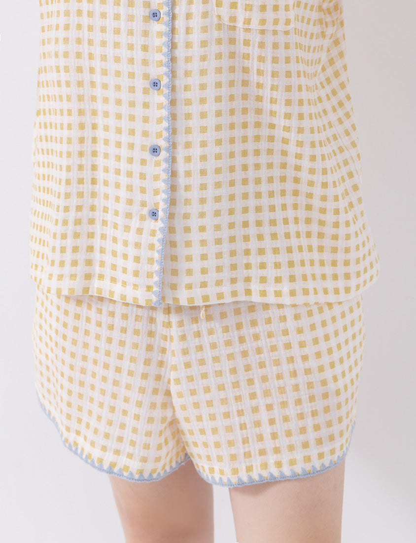 Skin-Friendly Gingham Contrast Ruffle Casual Plus Size Shorts