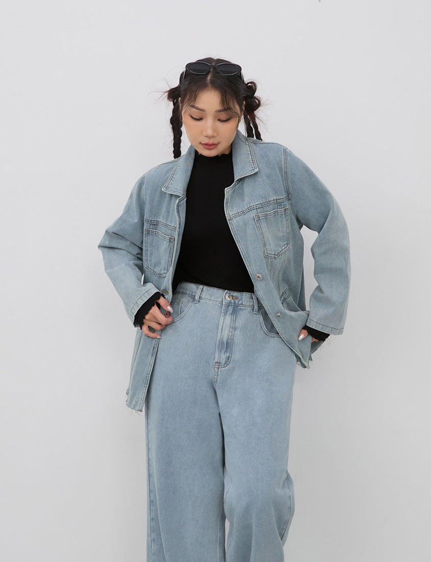 Vintage Washed Denim Plus Size Blazer (Unisex)