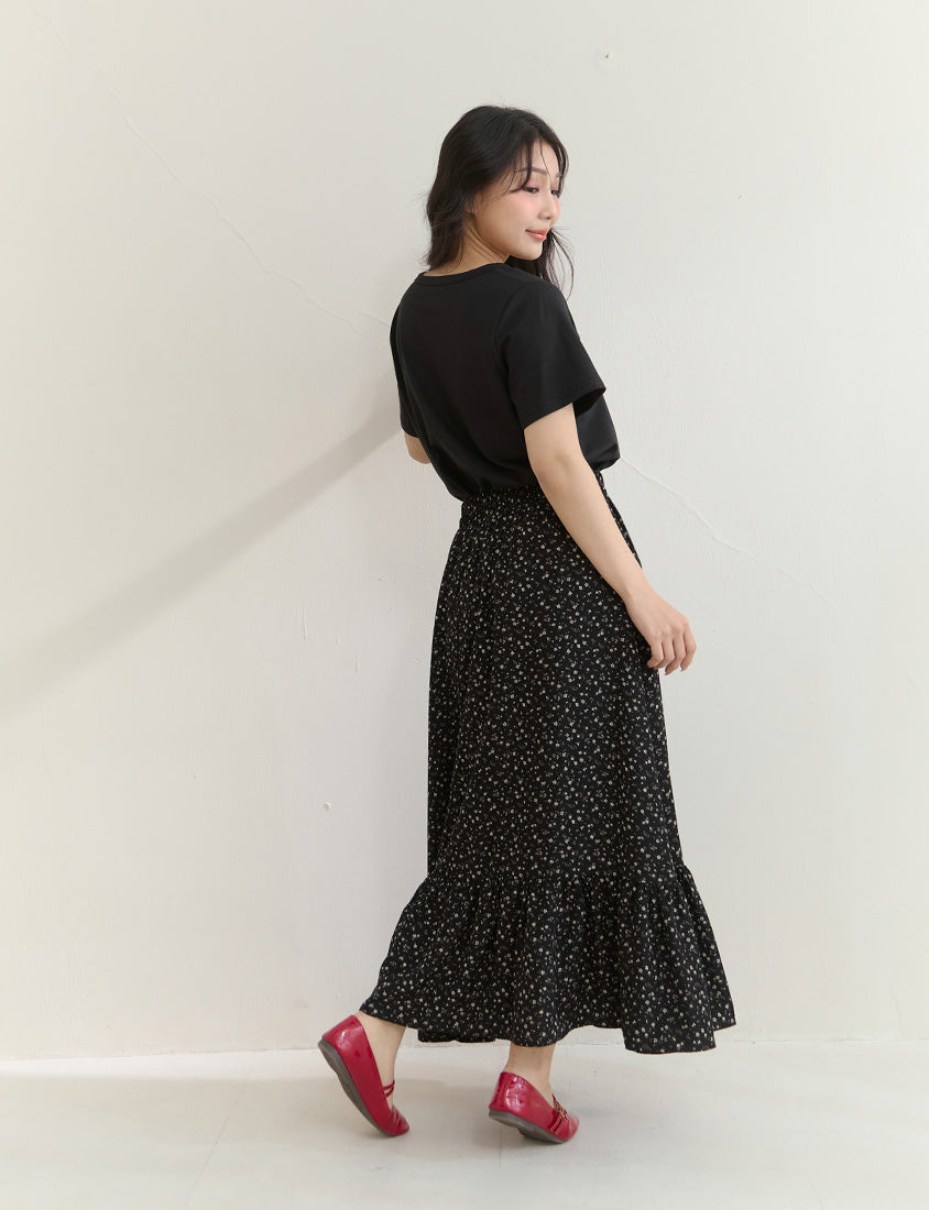 Soft Floral Full Elastic Waist Plus Size Tiered Maxi Skirt