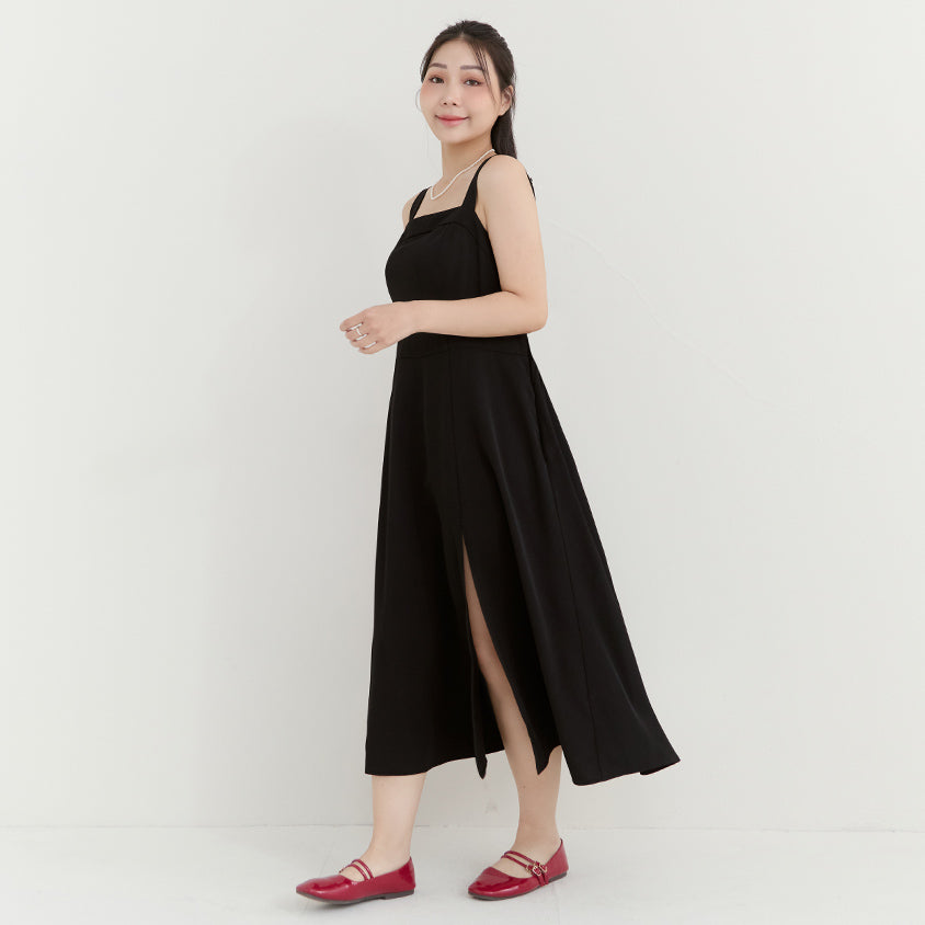 MISS. Minimalist Adjustable Strap Plus Size Maxi Dress