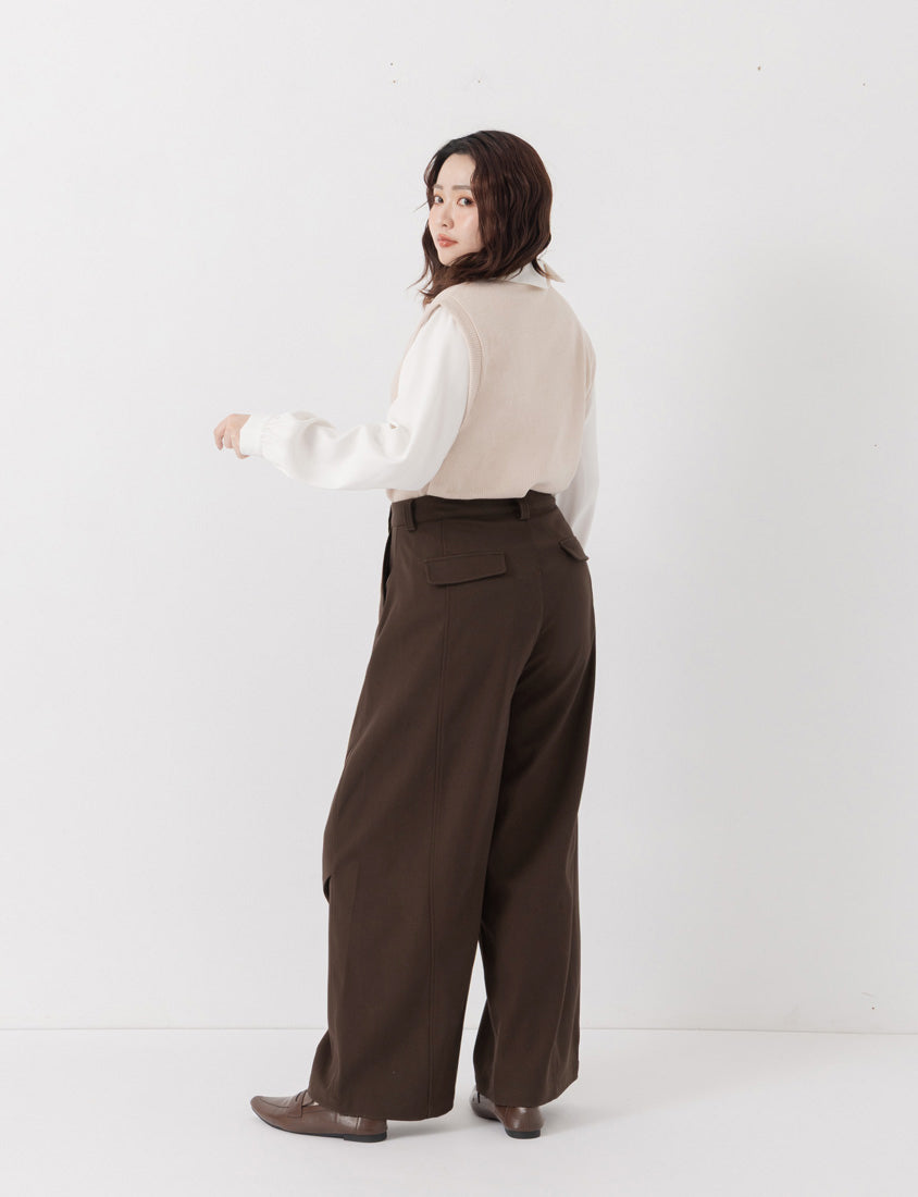 Elastic-Back Curved-Leg Plus Size Trousers