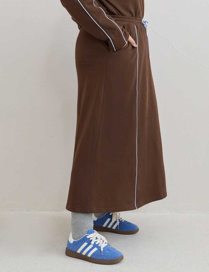American Sporty Colorblock Piped Plus Size Maxi Skirt