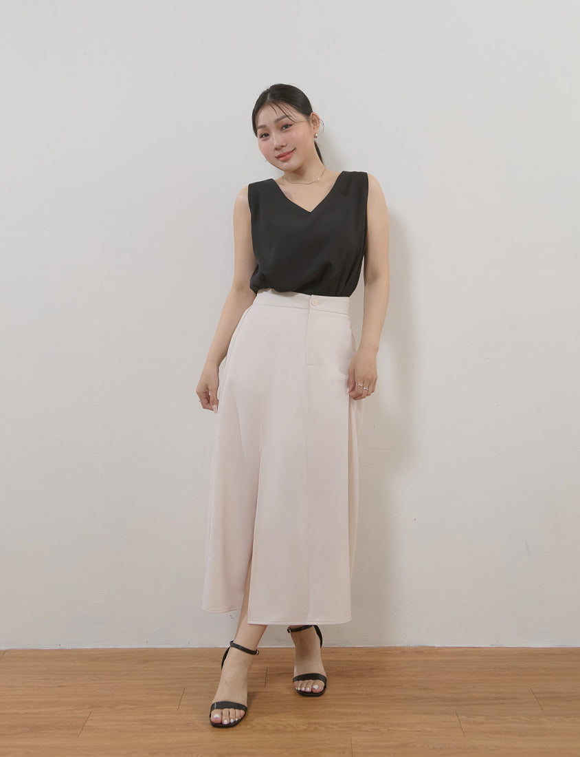 MISS. Minimal V-Neck Chiffon Wide Strap Plus Size Tank Top