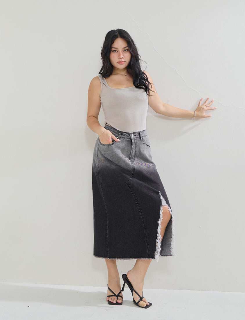 MUA! Sexy Open-Back Square Neck Plus Size Tank Top