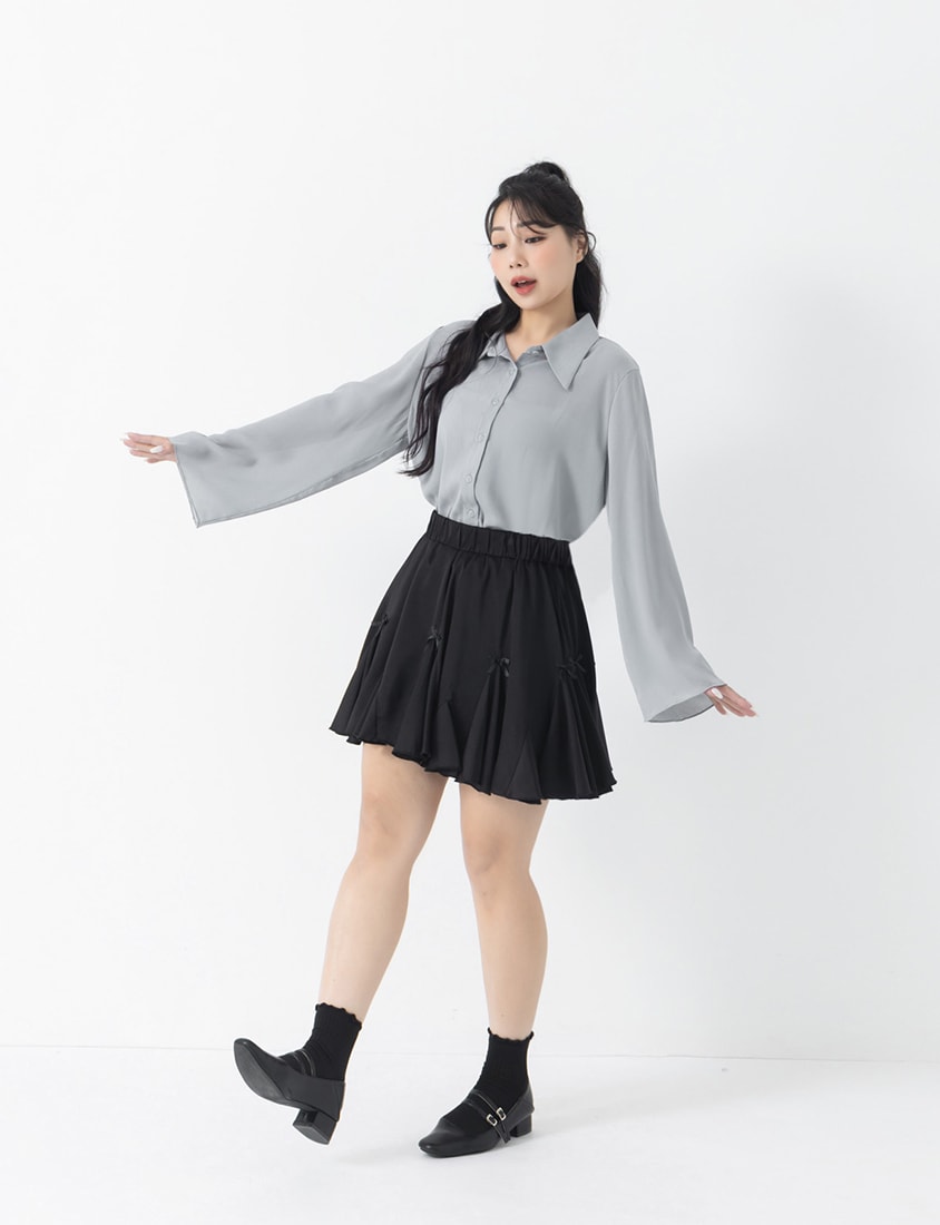Sheer Crinkle Bell Sleeve Cropped Plus Size Shirt