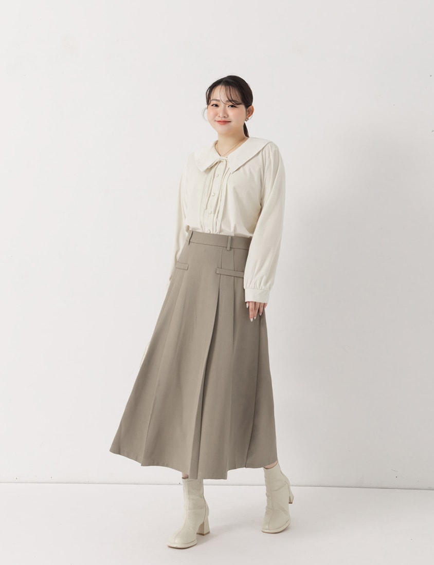 MISS. Elegant Velvet Collar Plus Size Long Sleeve Shirt