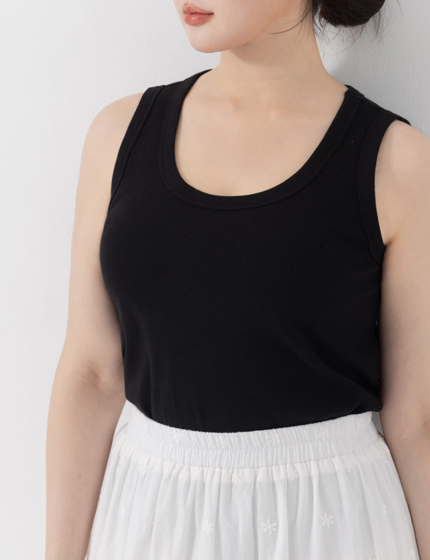 Basic Ribbed Sleeveless Plus Size Tank Top