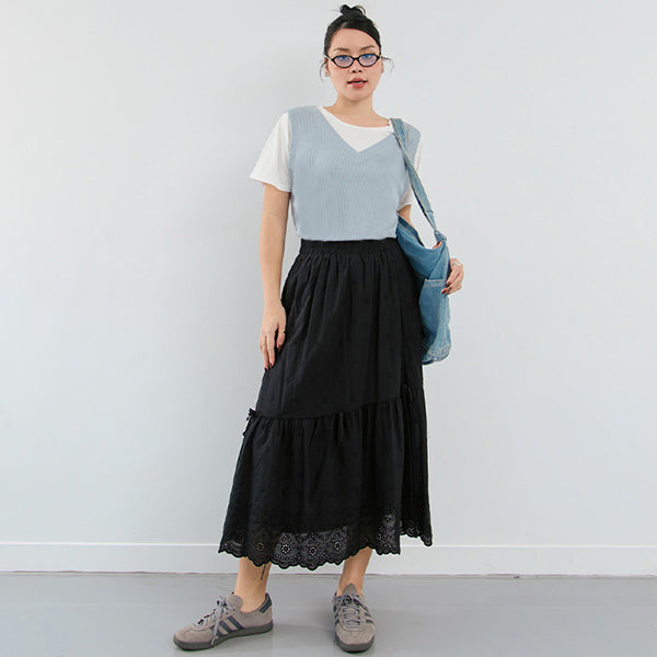 Romantic Intricate Lace Bow Plus Size Maxi Skirt