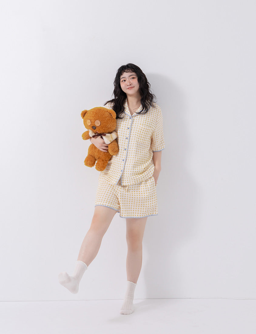 Skin-Friendly Gingham Contrast Ruffle Casual Plus Size Shorts