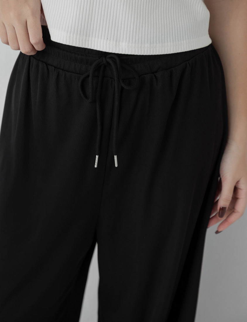 Hip-Contouring Slim Plus Size Wide Leg Pants (Long)