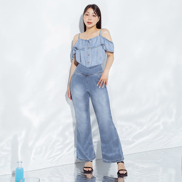 Slimming V-Waist Plus Size Flare Jeans