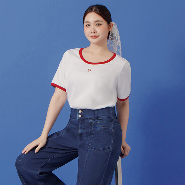 Contrast Cherry Embroidery Crewneck Plus Size Tee