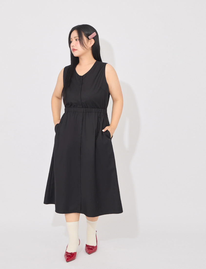 MORE U French-Style Back Cut-Out Plus Size Dress