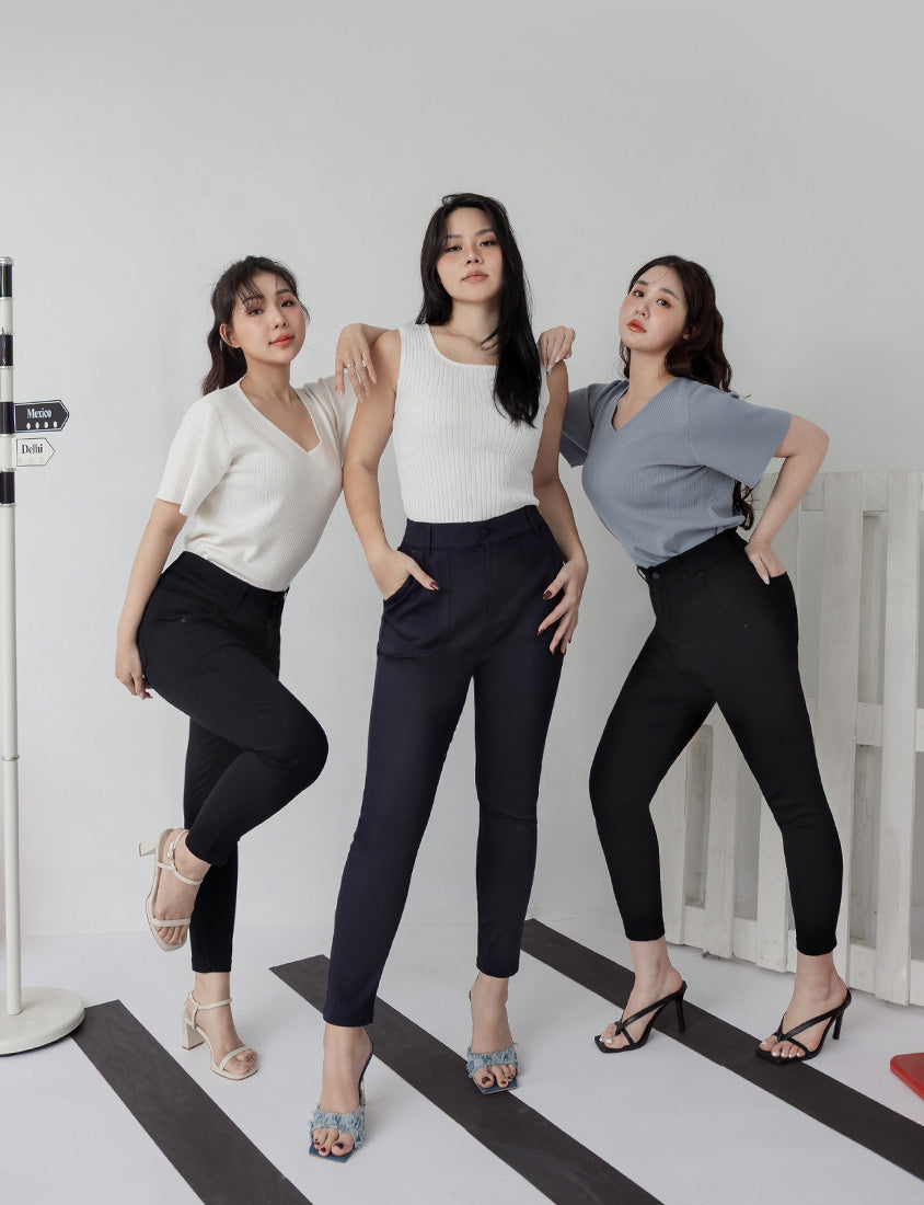 Tummy-Flattering Plus Size Slimming Pants 2.0 (Short)