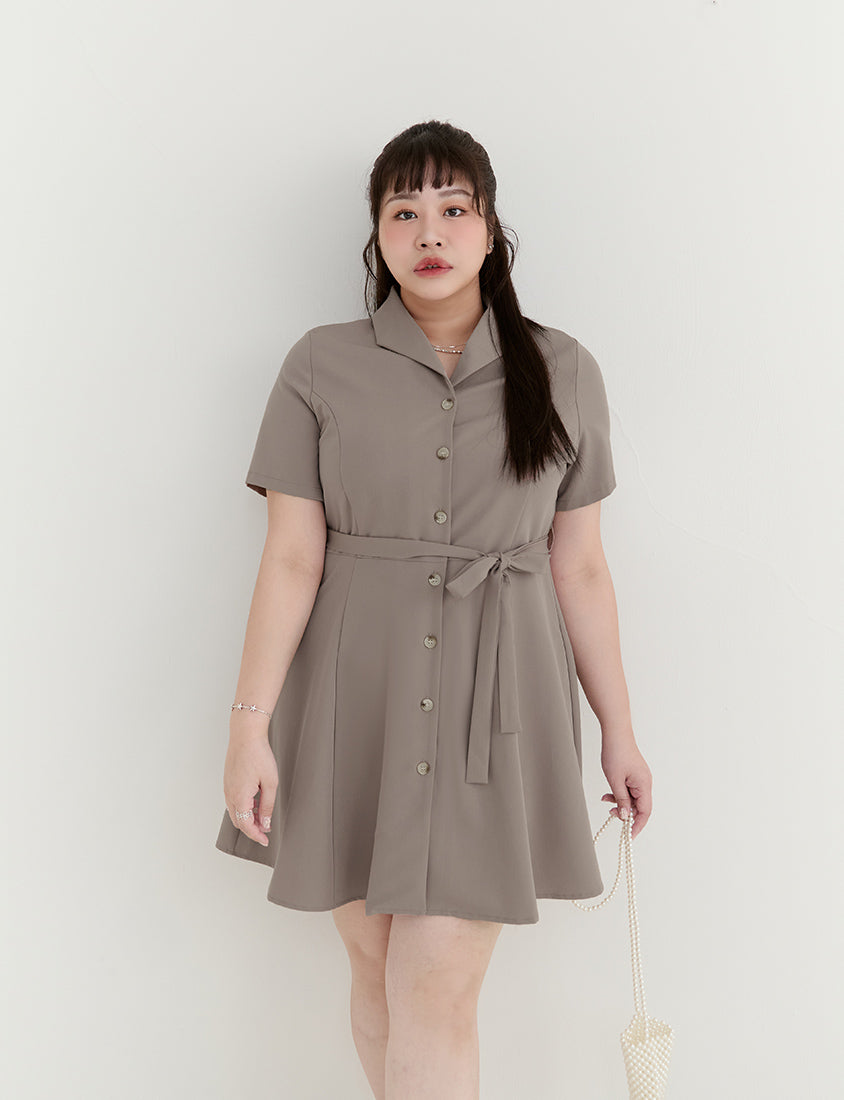 MISS. Twill Chiffon Collar Plus Size Mini Dress (With Belt)