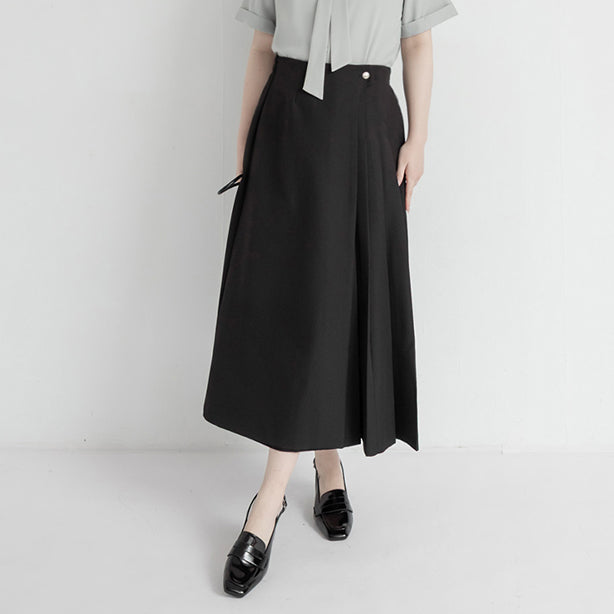 MISS. Asymmetric Pleated A-Line Plus Size Tailored Skirt