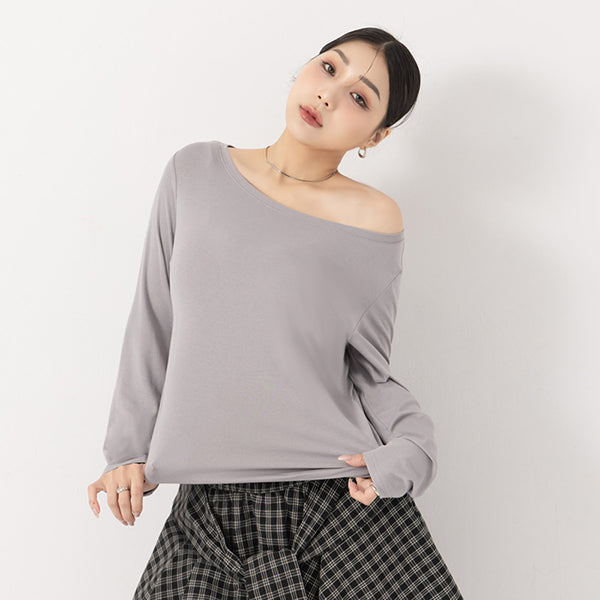 MUA! Versatile Round Neck Side Pleated Plus Size Long Sleeve Top