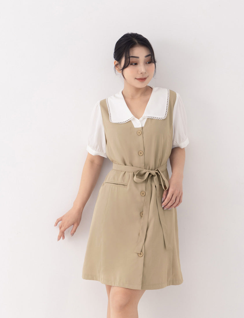 MISS. Elegant Lace Collar Plus Size Puff Sleeve Dress (With Waist Tie)