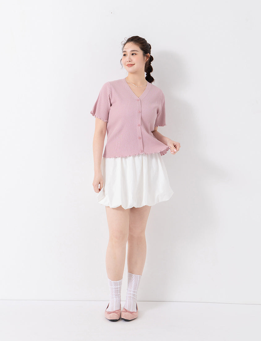 Playful Lettuce-Trim V-Neck Short Sleeve Knit Plus Size Top