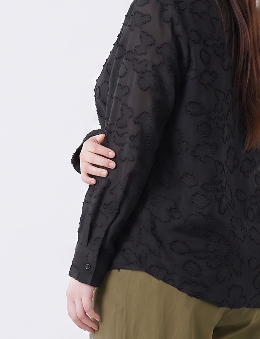 MISS. Japanese-Inspired Lace Sheer Jacquard Plus Size Shirt