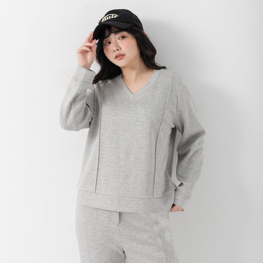 Apple-Shaped Friendly! Perfect Fit Seamed Yogurt Touch Plus Size Sweater