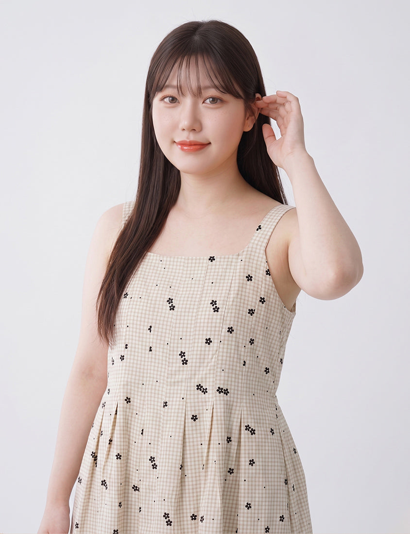 Floral Check Pleated Flare Plus Size Maxi Dress