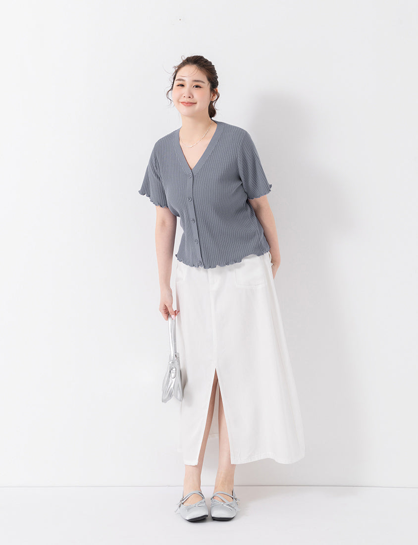 Playful Lettuce-Trim V-Neck Short Sleeve Knit Plus Size Top