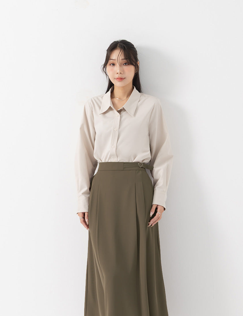 MISS. Elegant Heart Buckle Belt Pleated Plus Size Maxi Skirt