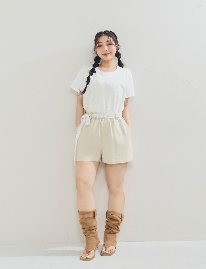 Twill Cotton Plus Size Shorts (With Lace Belt)
