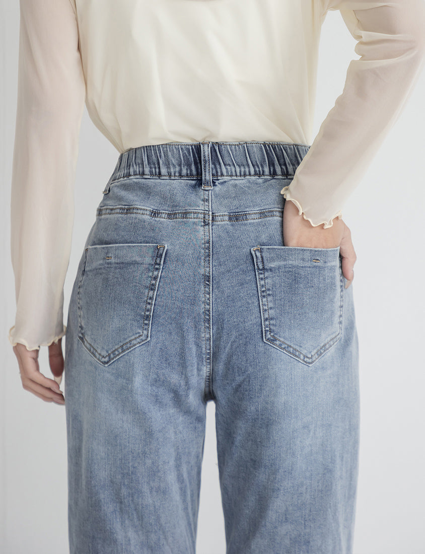 Zero Restriction Cloud Denim Plus Size Cropped Jeans (Short)