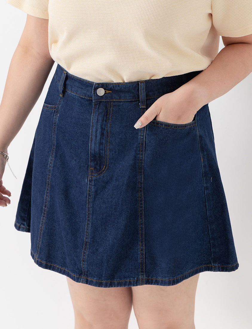Apple-Shaped Friendly! Perfect Fit Seamed A-Line Denim Plus Size Mini Skirt