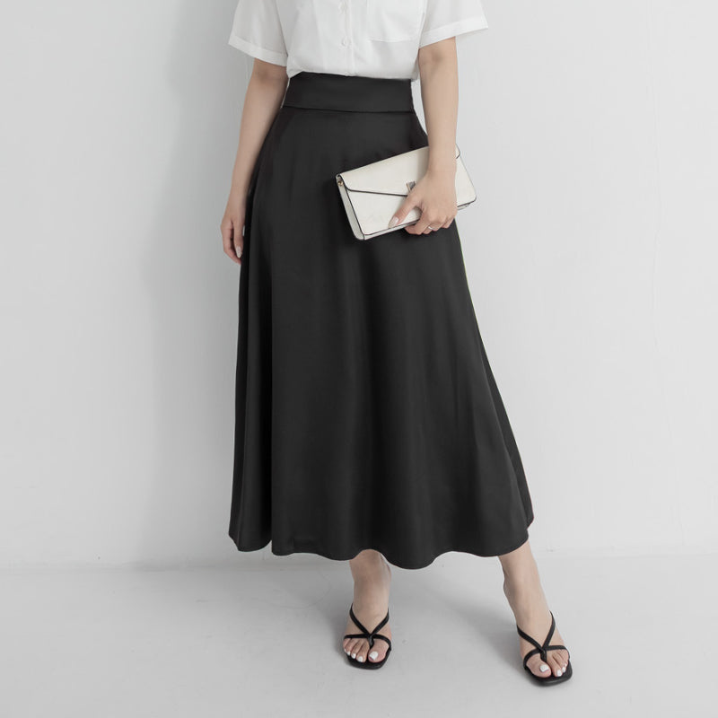 MISS. Soft Sheen Flowy Satin Plus Size Maxi Skirt