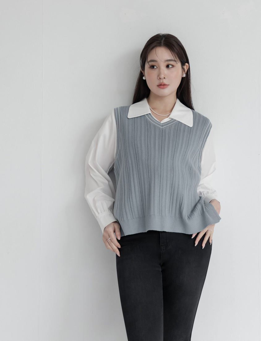 MISS. Korean Style Contrast V-Neck Plus Size Knit Vest