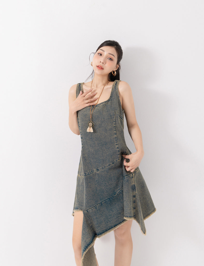 MUA! Asymmetrical Panel Slim Fit Denim Plus Size Dress