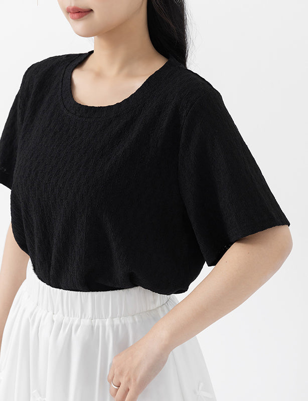 Basic Crinkle Plus Size Crewneck Top