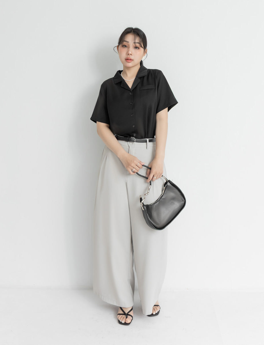 MISS. Minimal Textured Cuban Collar Plus Size Shirt