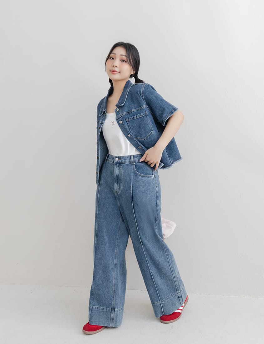 3D Seamed Plus Size Wide Straight Leg Jeans