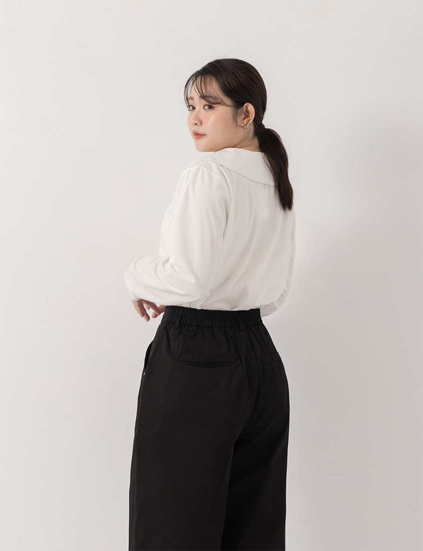 MISS. Elegant Velvet Collar Plus Size Long Sleeve Shirt
