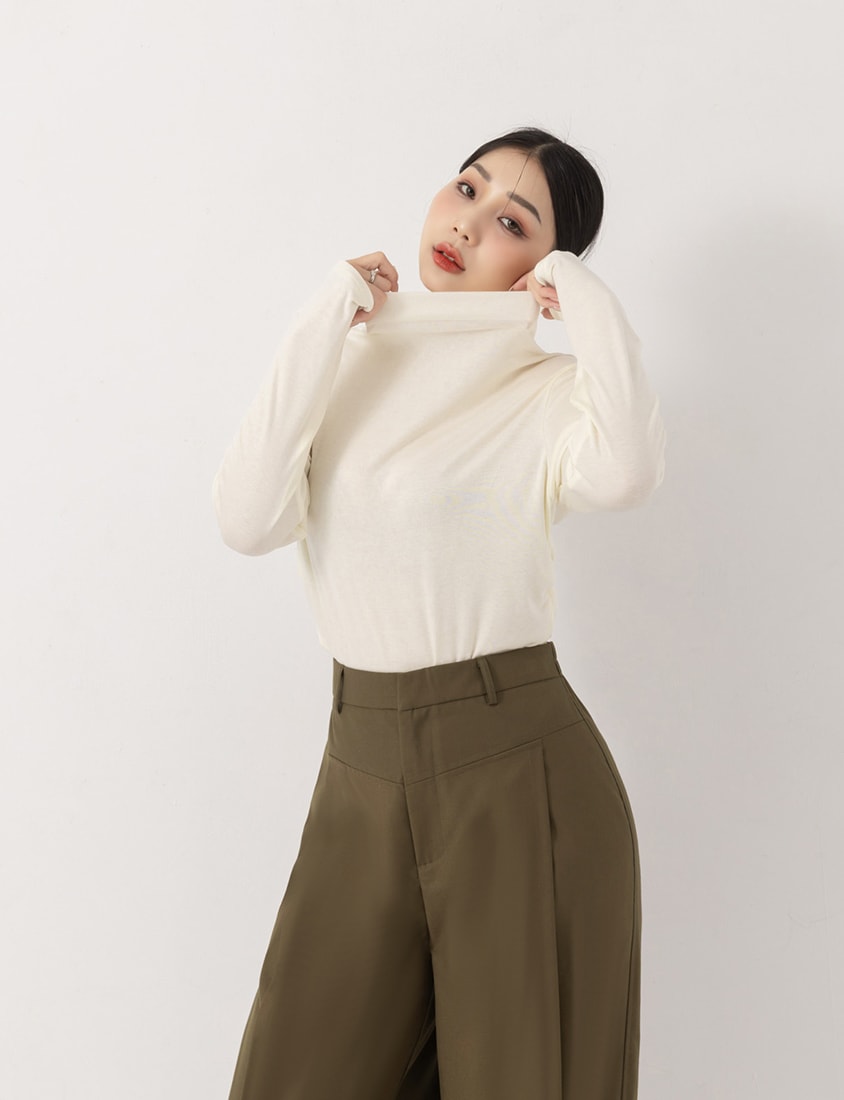 MUA! Topstitched Design Elastic Back Plus Size Tapered Pants