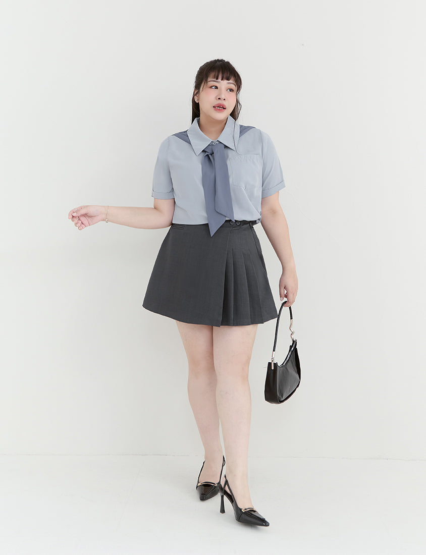 MISS. Slim Fit Asymmetrical Pleated Plus Size Mini Skirt
