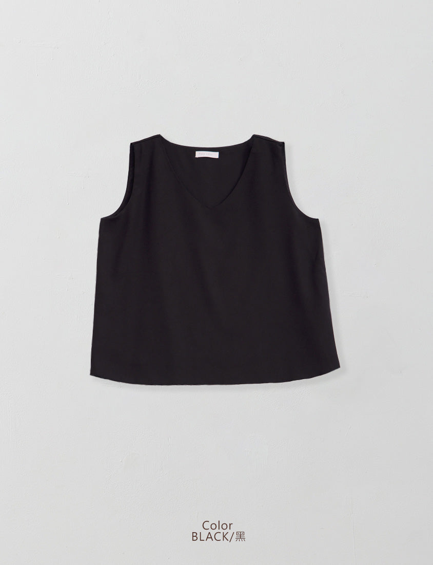 MISS. Minimal V-Neck Chiffon Wide Strap Plus Size Tank Top