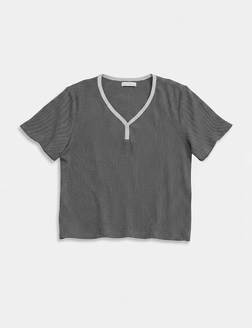 Simple V-Neck Contrast Ribbed Plus Size Tee