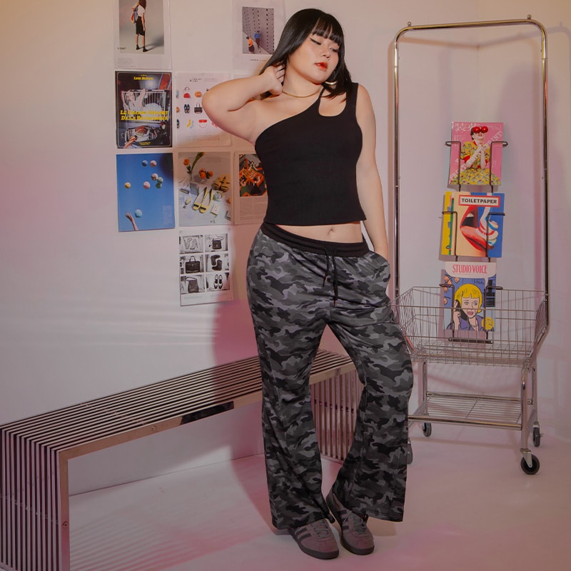 MUA! Cool Camo Drawstring Stitch Plus Size Flare Pants