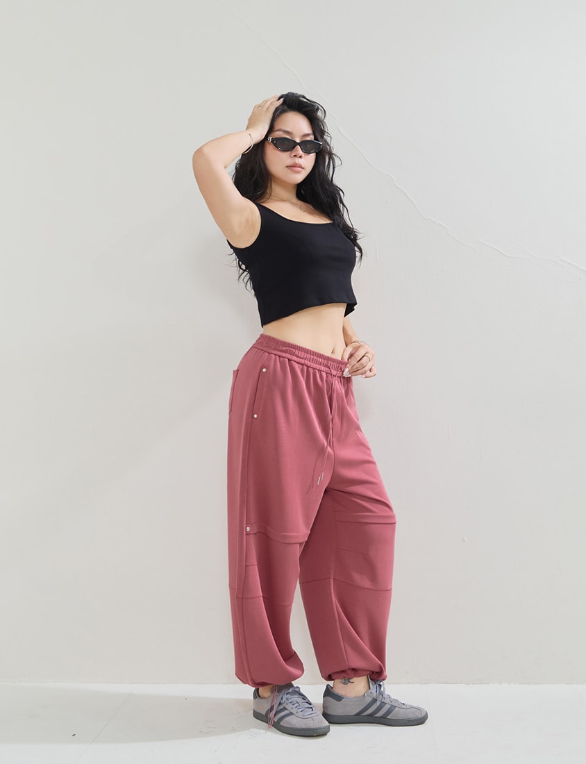 MUA! Open-Back Square Neck Plus Size Cropped Tank