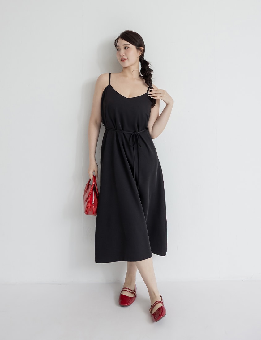 Wrinkle-Resistant A-Line  Plus Size Cami Maxi Dress (With Waist Tie)